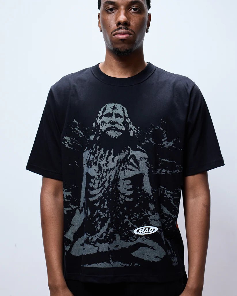 Mad Enlatados Equilíbrio Tee - Black